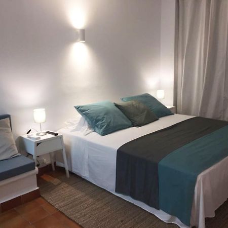 Apartamentos Albertos Santa Eularia des Riu Esterno foto